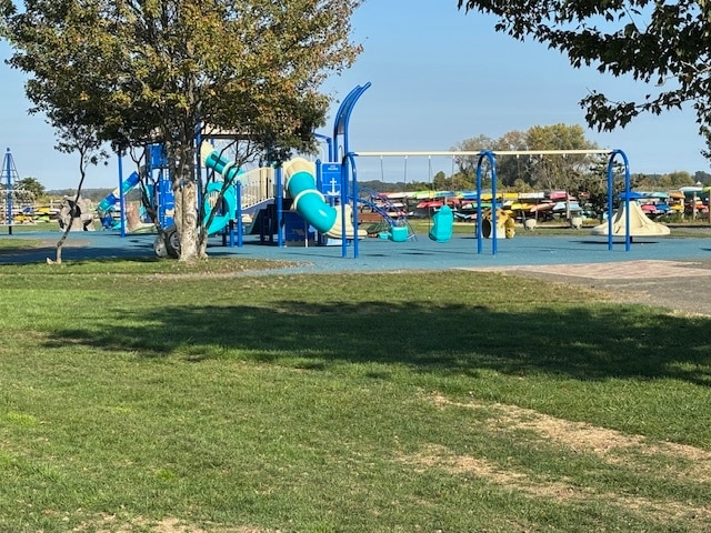 Building Photo - 93 Seaside Ave