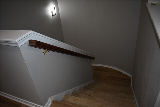 Building Photo - 4214 Creek Ridge Ln