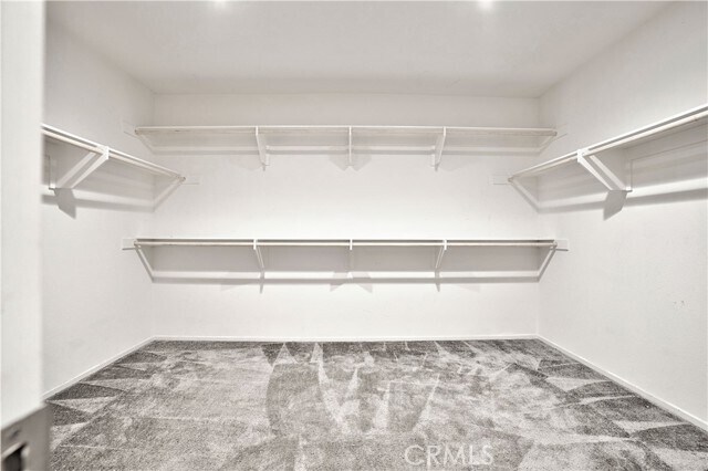 Building Photo - 574 Feeder St