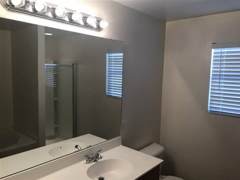 Building Photo - 9745 Seed St