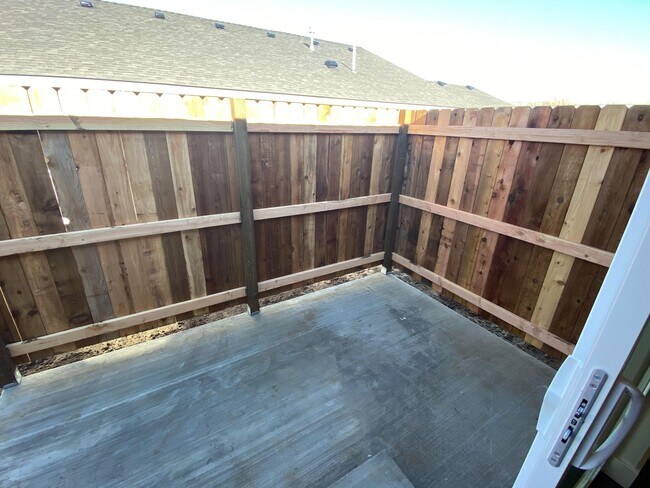 Building Photo - 4245-47 Wyoming