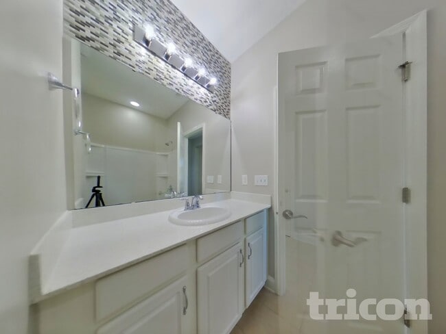 Building Photo - 3088 Holly Grove Lane