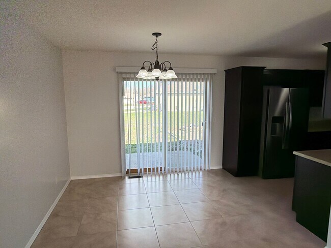 Building Photo - Your Perfect Home Awaits