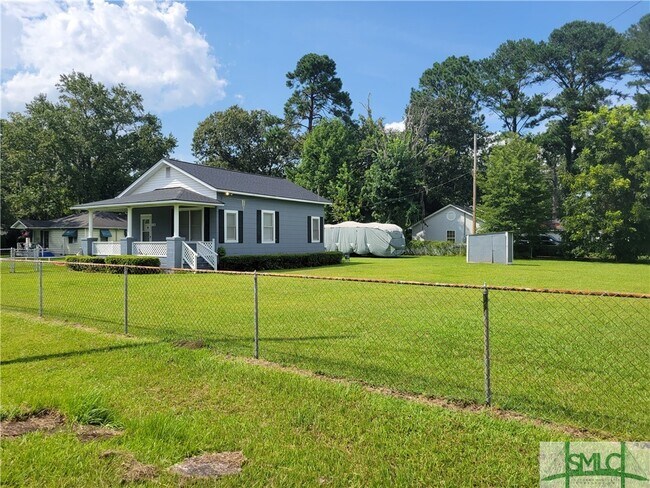 Building Photo - 2110 Louis Mills Blvd