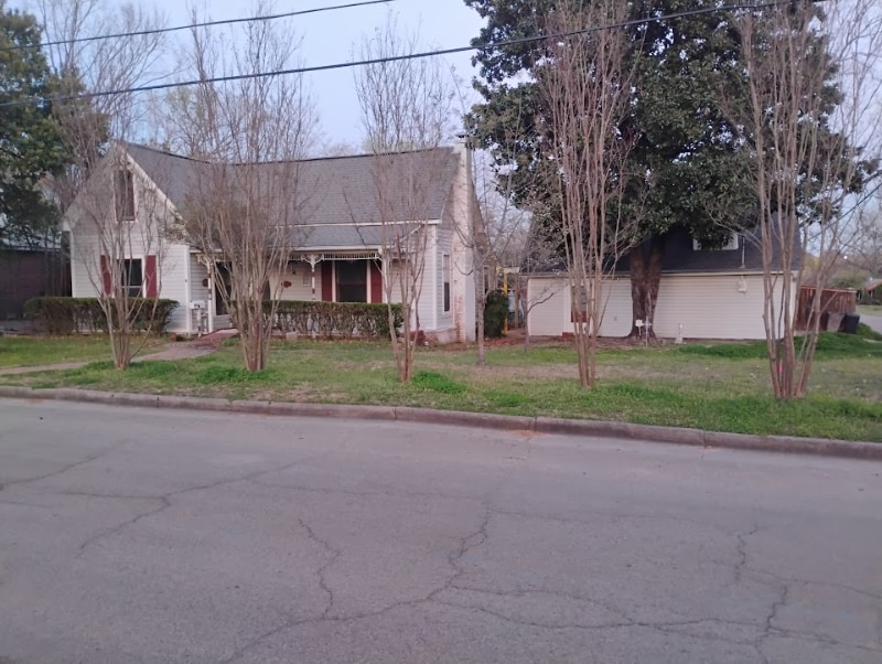 Building Photo - 504 N Newsom St