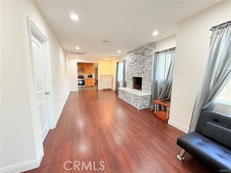 Building Photo - 4148 Lynd Ave