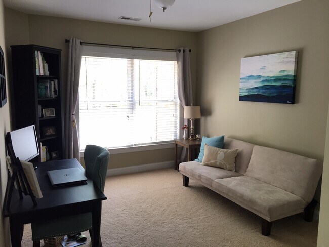 Building Photo - 4734 Hunter Crest Ln