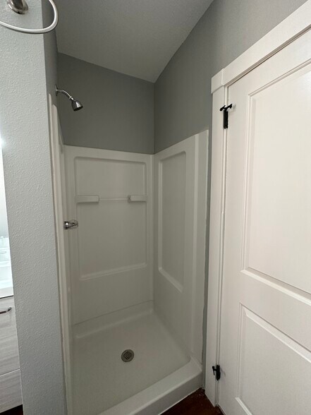 Shower enclosure - 725 N Tejon St