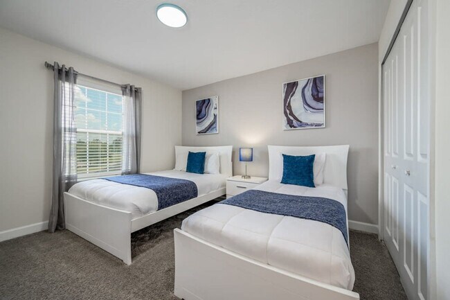 Building Photo - 4824 Dedication St