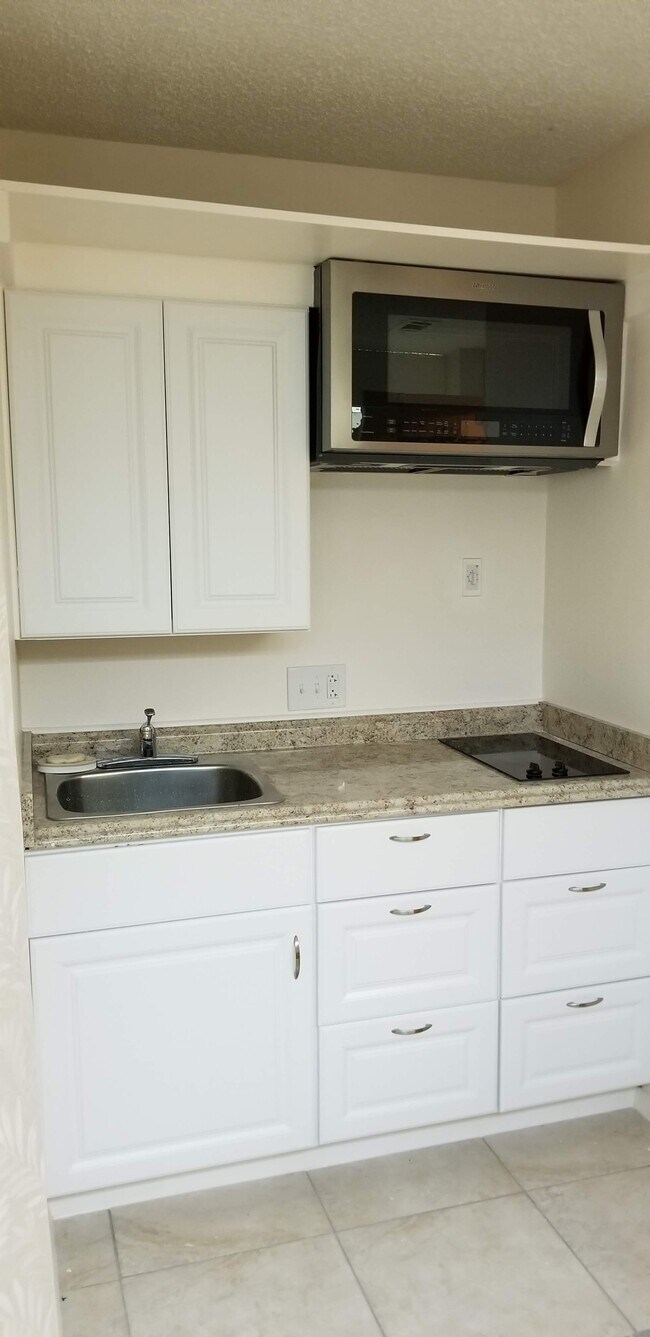 Building Photo - 11706 Sterlinghill Dr