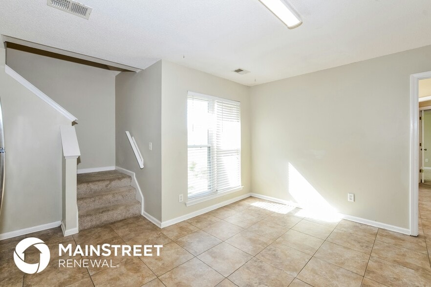 Building Photo - 6198 Braybourne Main