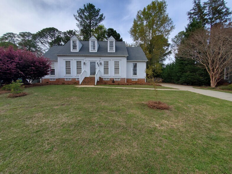 Building Photo - 108 Botney Way