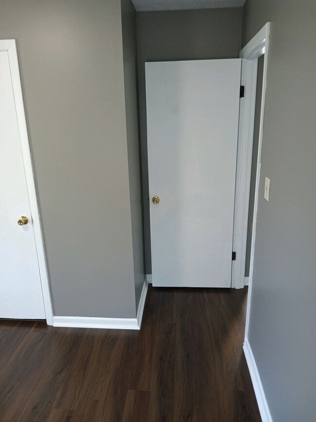 Building Photo - 4113 La Salle Ave