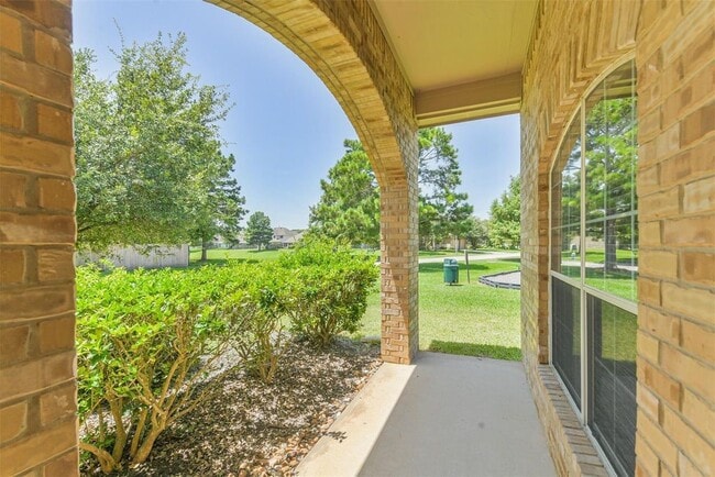 Building Photo - 2922 Lemmingham Dr