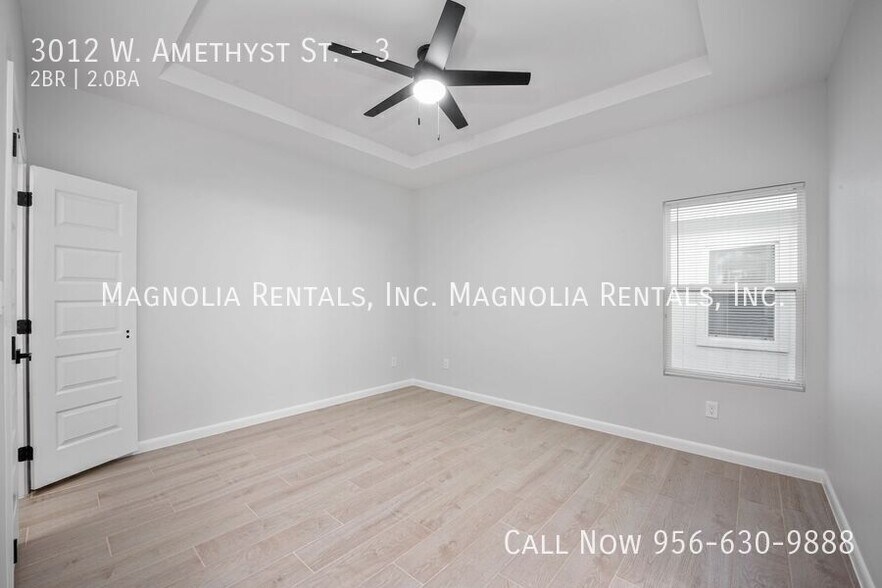 Building Photo - 3012 W Amethyst St