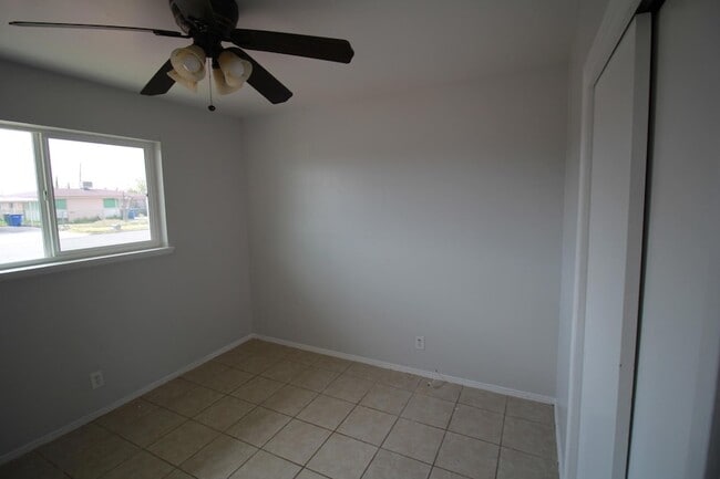 Building Photo - 5725 Waycross Ave