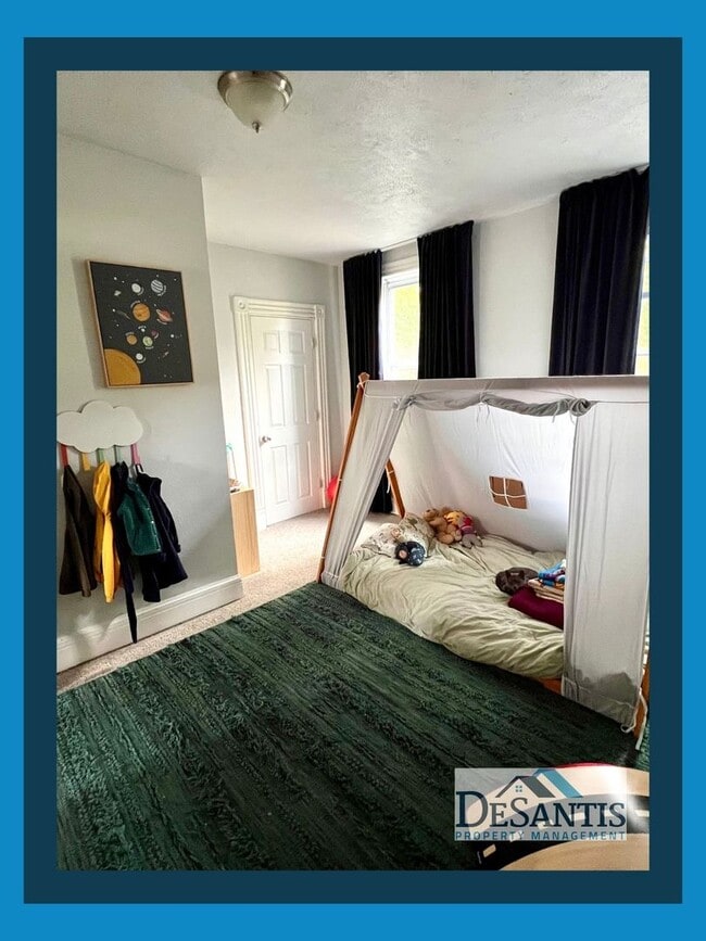 Building Photo - Pittsburgh - 2 Bedroom 1 Bathroom - Spacio...