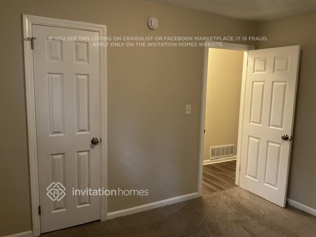 Building Photo - 5531 Wild Cherry Dr SW