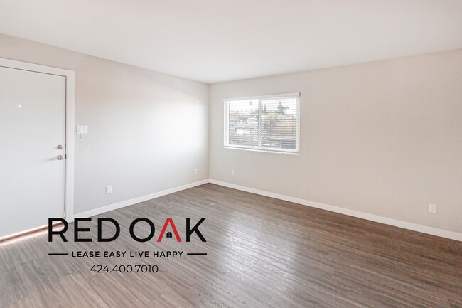 Building Photo - ~1 Month FREE~ Delightful Two Bedroom with...