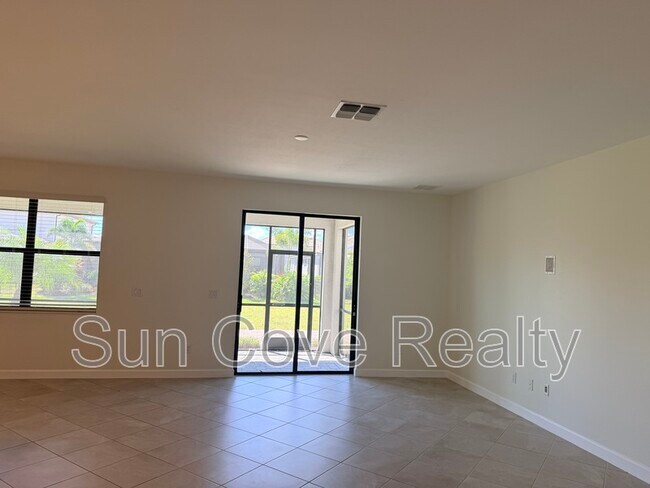 Building Photo - 5242 Coral Reef Wy