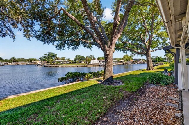 Building Photo - 6497 Cape Hatteras Way NE