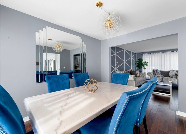 Building Photo - 1211 Diane Ln