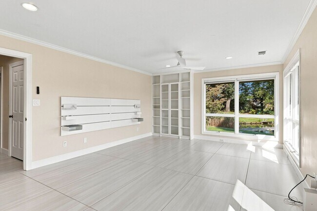 Building Photo - 4421 Carlton Ct