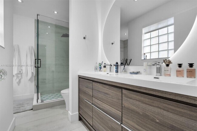 Building Photo - 15452 SW 50th Terrace