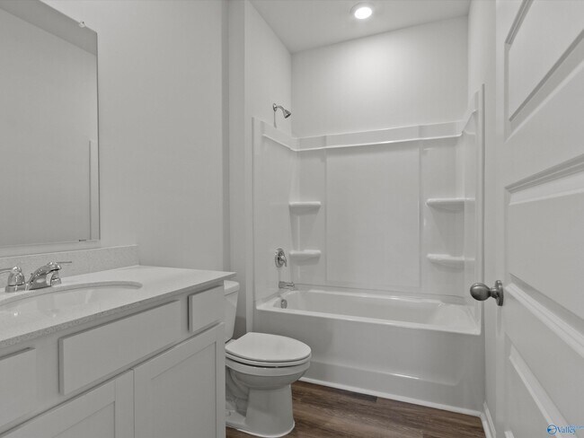 Building Photo - 1251 Eidson St