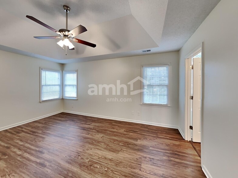 Building Photo - 170 Steeple Chase Trail