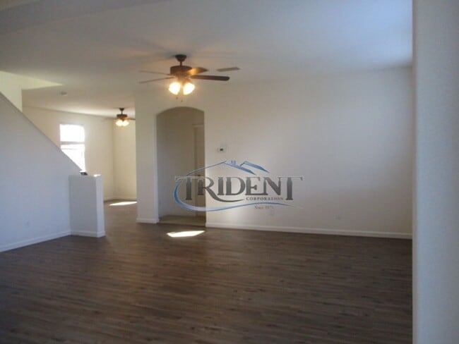 Building Photo - Beautiful 2 story Yuba City home