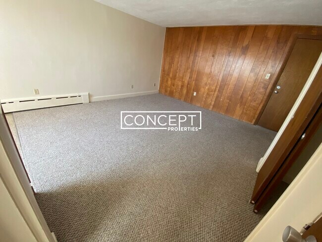 Building Photo - 9 Chester St