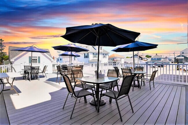 Building Photo - 24 Ashworth Ave