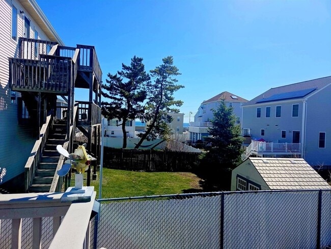 Building Photo - 299 Crescent Ave