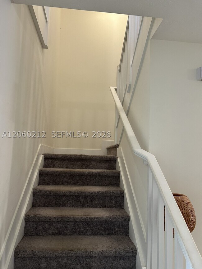 Building Photo - 15846 NW 91st Ave