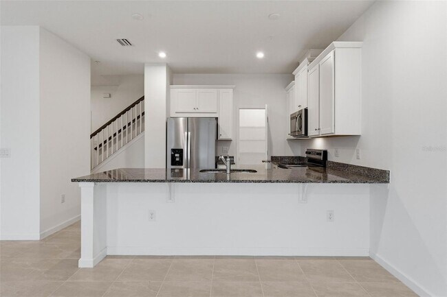 Building Photo - 4268 Sadler Rd