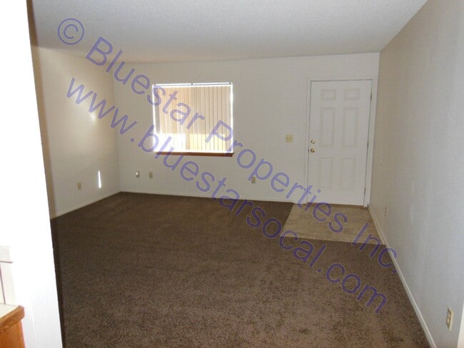 Building Photo - Just Listed!! 2 Bedroom 2 Bathroom Single ...