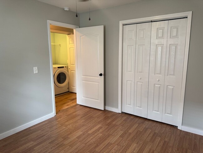 Building Photo - Great 3BR Home in Spring Hill