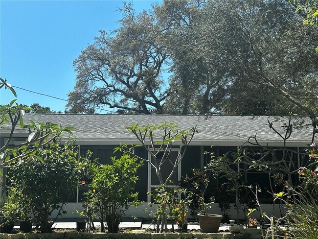 Primary Photo - 1818 San Mateo Dr