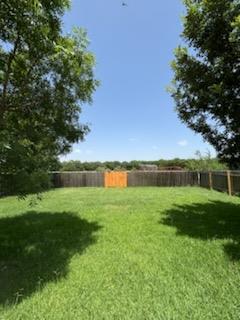 Building Photo - 322 Meadowside Dr