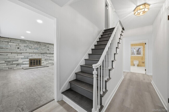 Building Photo - 291 Boulevard