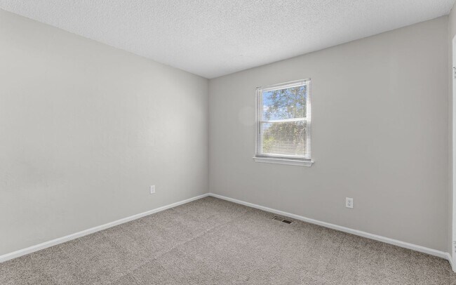 Building Photo - 4957 Aquarius Ct