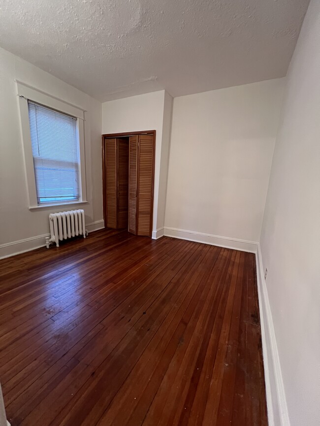 Bedroom 1 - 31 Wellington Ave