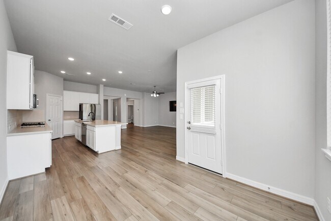 Building Photo - 2968 Golden Dust Dr