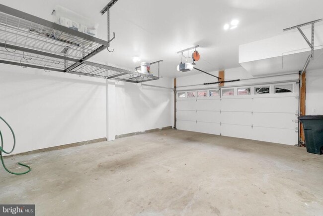 Building Photo - 1038 Grand Oak Way