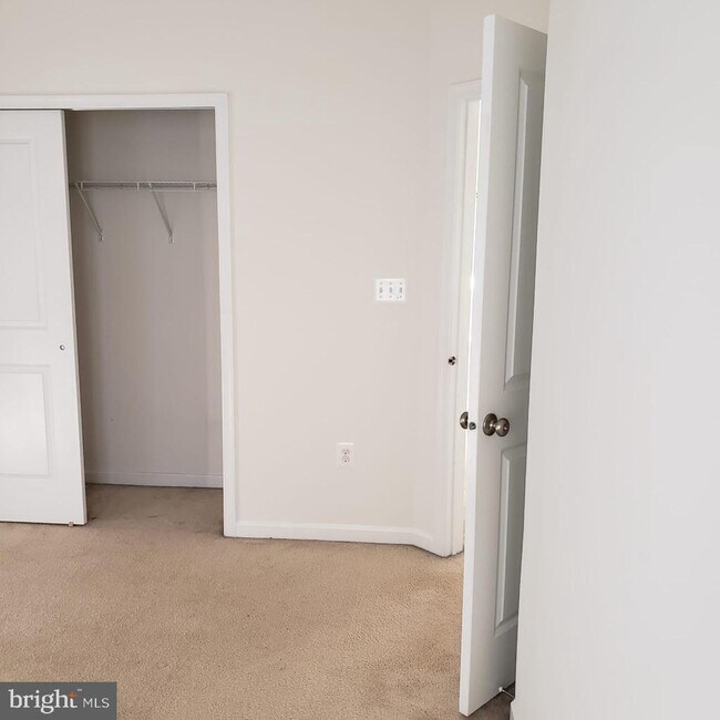 Building Photo - 23409 Berkeley Meadows Dr