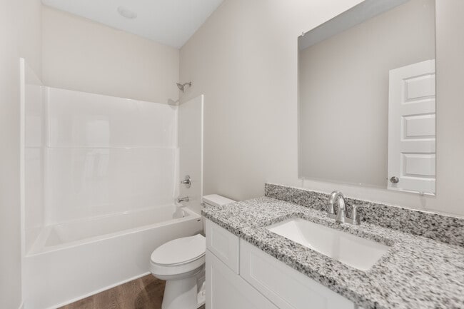Building Photo - 726 ELMWOOD St