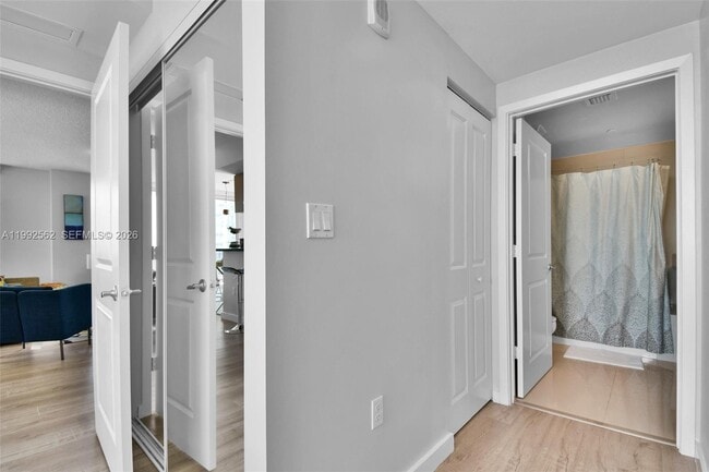 Building Photo - 601 NE 23rd St