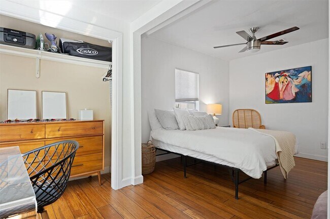 Building Photo - 1167 Ridgeway Dr