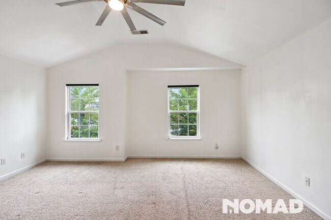 Building Photo - Cozy & Spacious 3BR Townhome in Atlanta